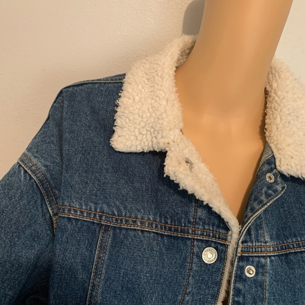 Jean jacket - Picture 4 of 4